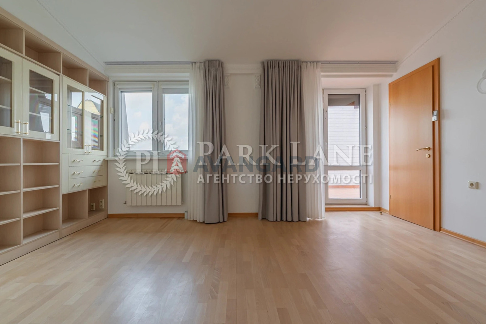6 комн. квартира, 328/148/21 кв. м., 6/7 этаж фото 9 6 комн. квартира, 328/148/21 кв. м., 6/7 этаж фото 9