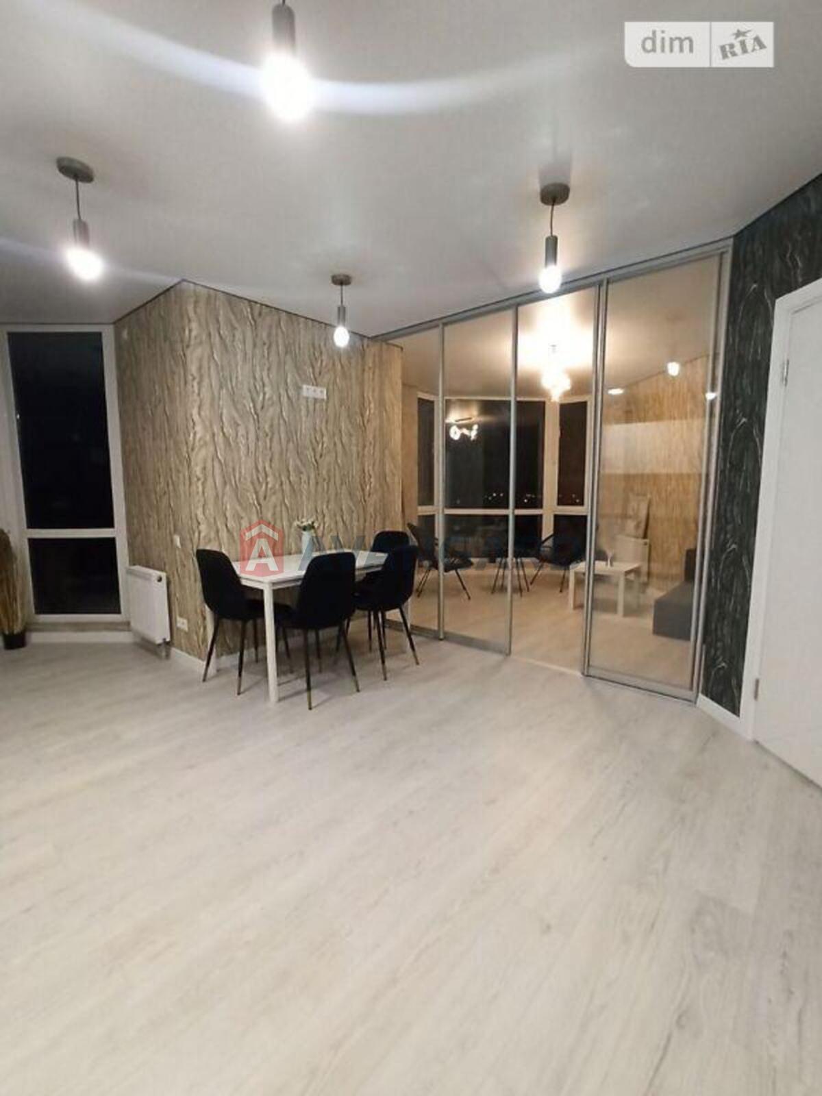 2 комн. квартира, 56/36/20 кв. м., 10/18 этаж фото 18 2 комн. квартира, 56/36/20 кв. м., 10/18 этаж фото 18