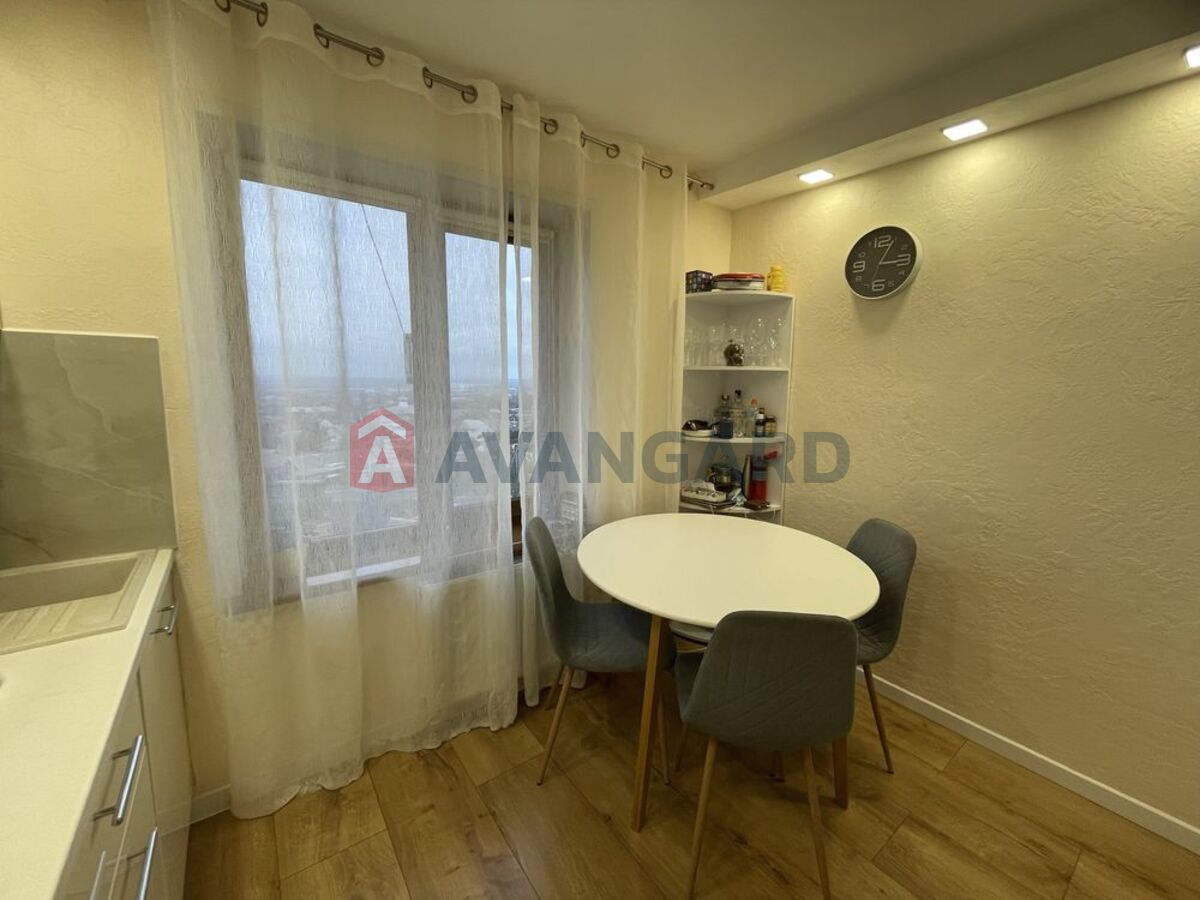 3 кім. квартира, 69/-/7 кв. м., 8/9 поверх фото 14 3 кім. квартира, 69/-/7 кв. м., 8/9 поверх фото 14