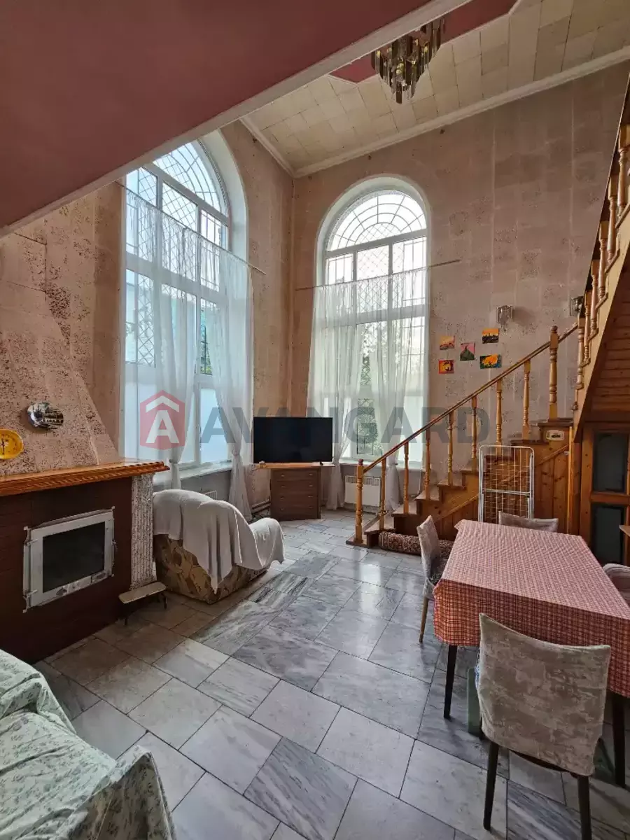 5 комн. квартира, 195/-/10 кв. м., -/2 этаж фото 10 5 комн. квартира, 195/-/10 кв. м., -/2 этаж фото 10