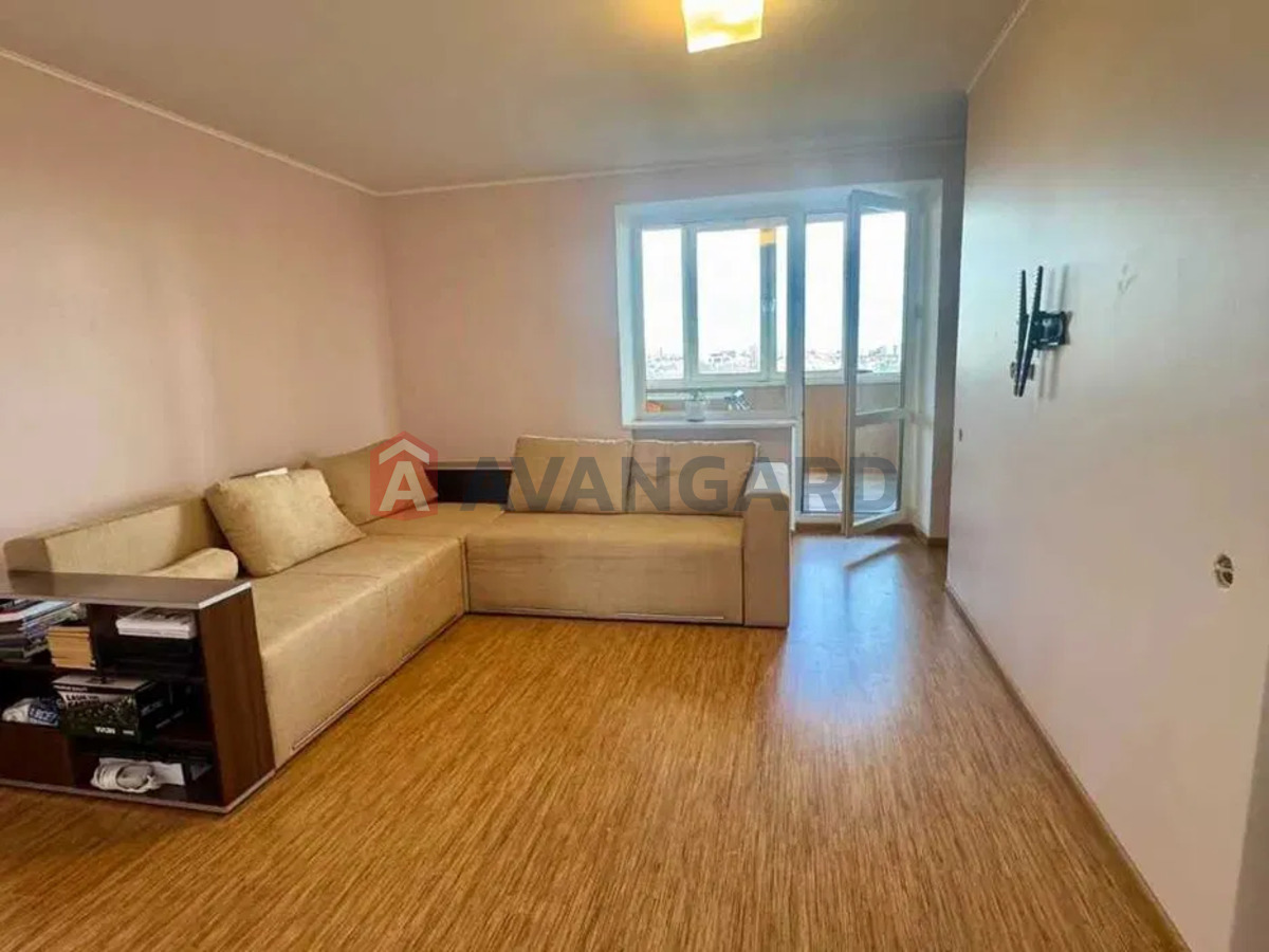 4 кім. квартира, 215/108/15 кв. м., 9/10 поверх фото 4 4 кім. квартира, 215/108/15 кв. м., 9/10 поверх фото 4