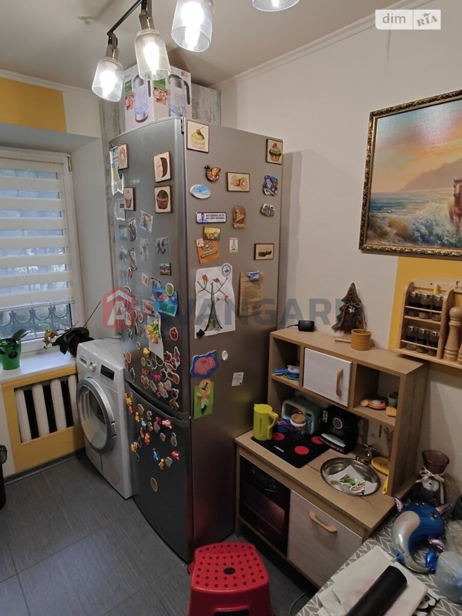 3 кім. квартира, 67/-/8 кв. м., 2/9 поверх фото 9 3 кім. квартира, 67/-/8 кв. м., 2/9 поверх фото 9