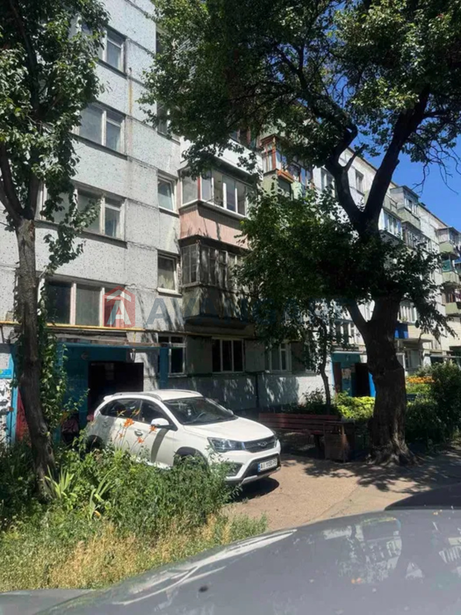 3 кім. квартира, 62/-/7 кв. м., 5/5 поверх фото 1 3 кім. квартира, 62/-/7 кв. м., 5/5 поверх фото 1
