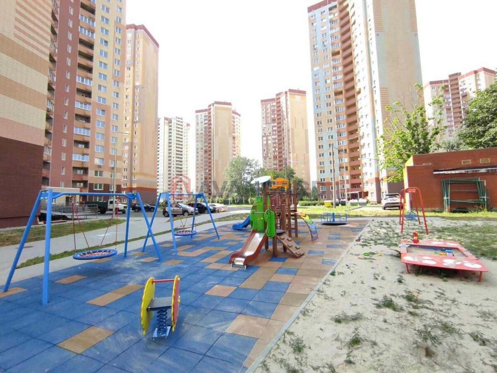 3 кім. квартира, 82/43/12 кв. м., 6/24 поверх фото 2 3 кім. квартира, 82/43/12 кв. м., 6/24 поверх фото 2