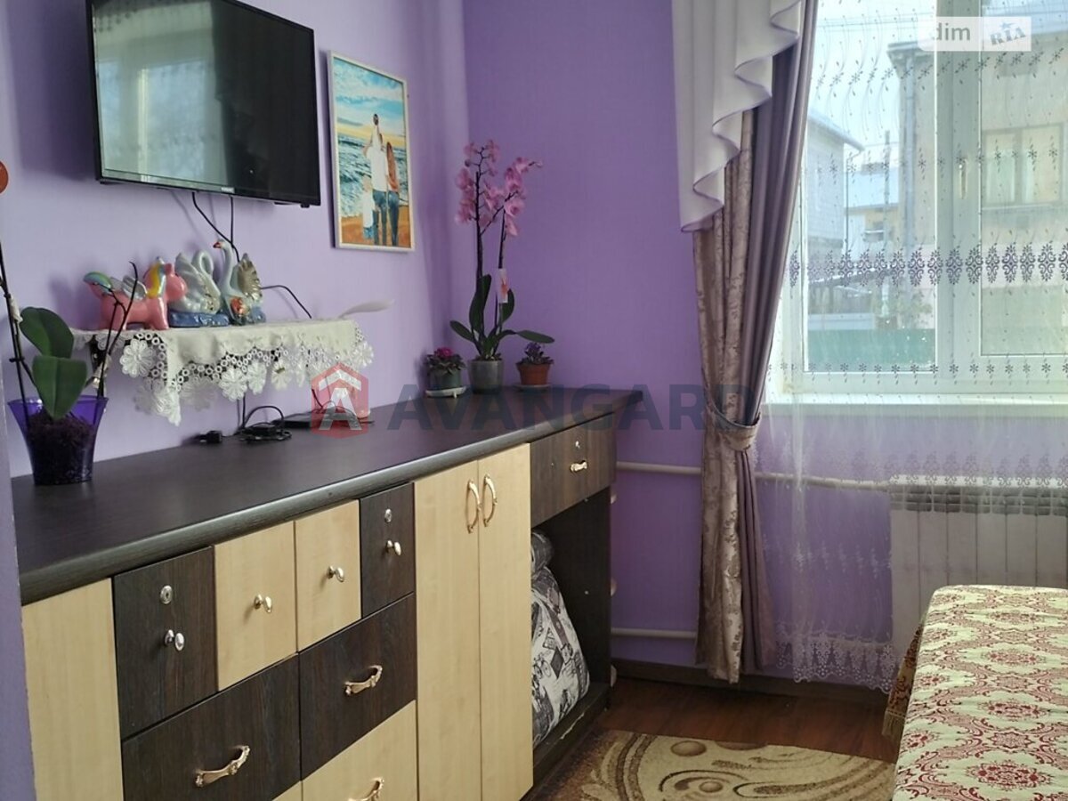 3 кім. квартира, 67/40/9 кв. м., 1/2 поверх фото 6 3 кім. квартира, 67/40/9 кв. м., 1/2 поверх фото 6