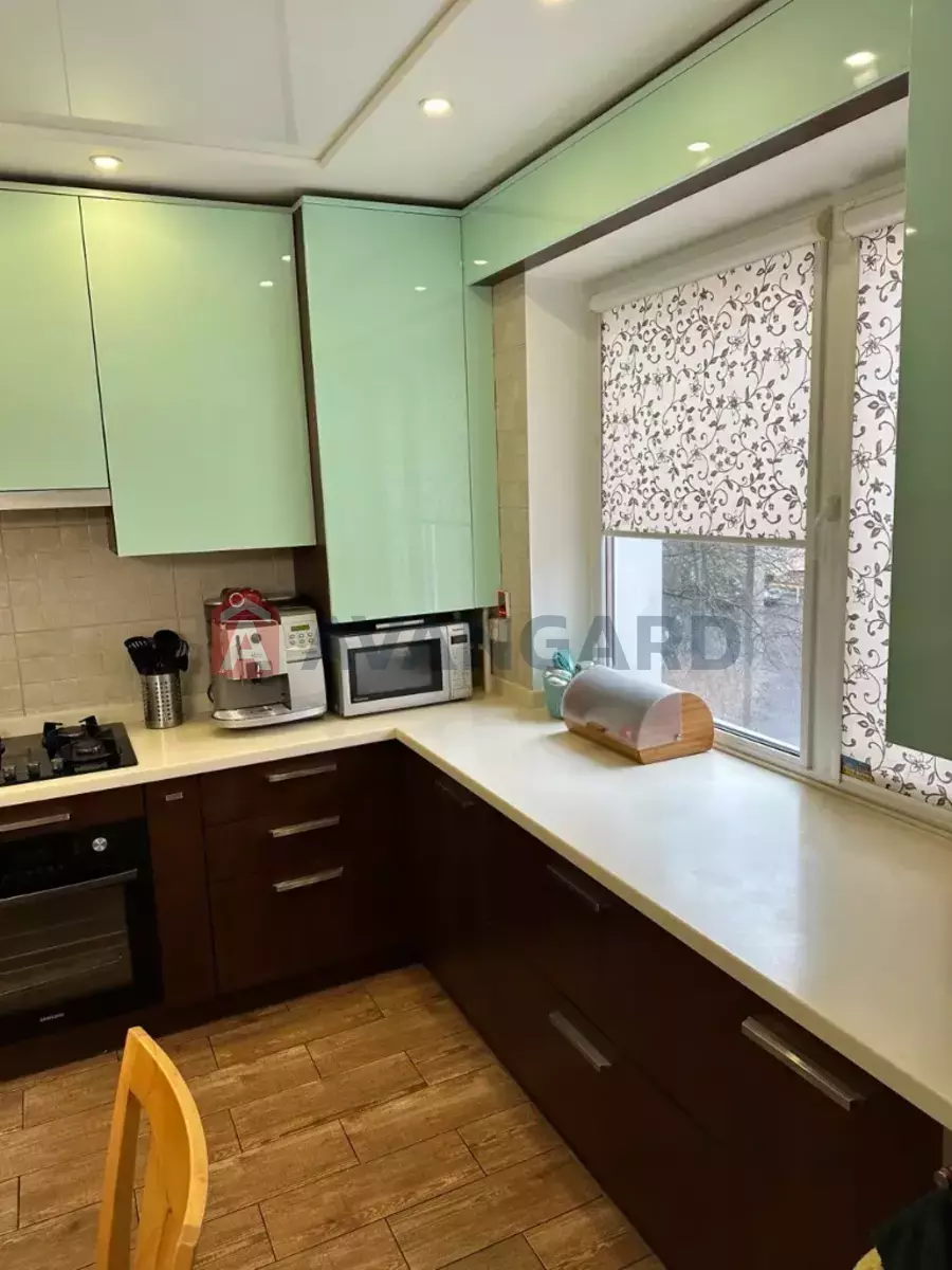 4 комн. квартира, 94/63/10 кв. м., 2/9 этаж фото 1 4 комн. квартира, 94/63/10 кв. м., 2/9 этаж фото 1