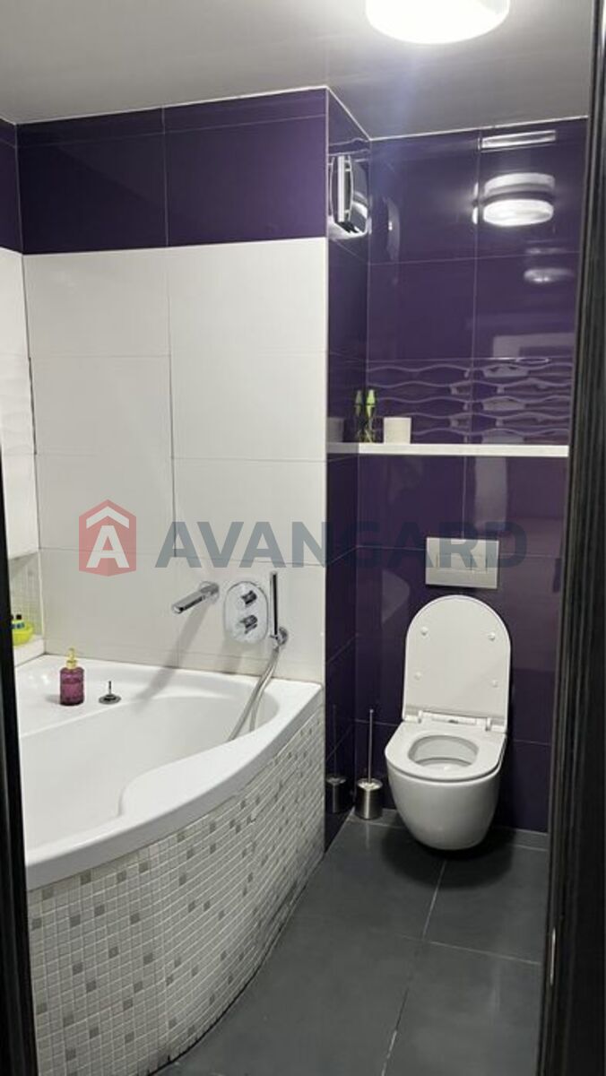 3 кім. квартира, 72/-/9 кв. м., 3/9 поверх фото 8 3 кім. квартира, 72/-/9 кв. м., 3/9 поверх фото 8