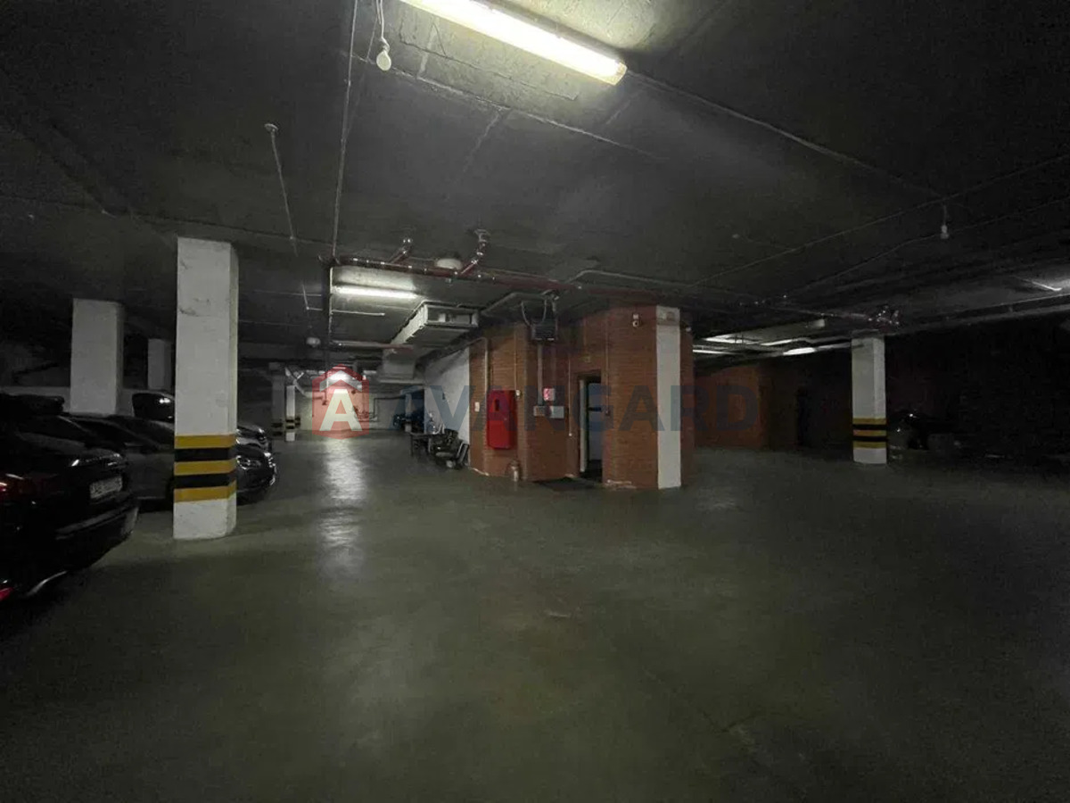 4 кім. квартира, 160/-/20 кв. м., 5/5 поверх фото 16 4 кім. квартира, 160/-/20 кв. м., 5/5 поверх фото 16