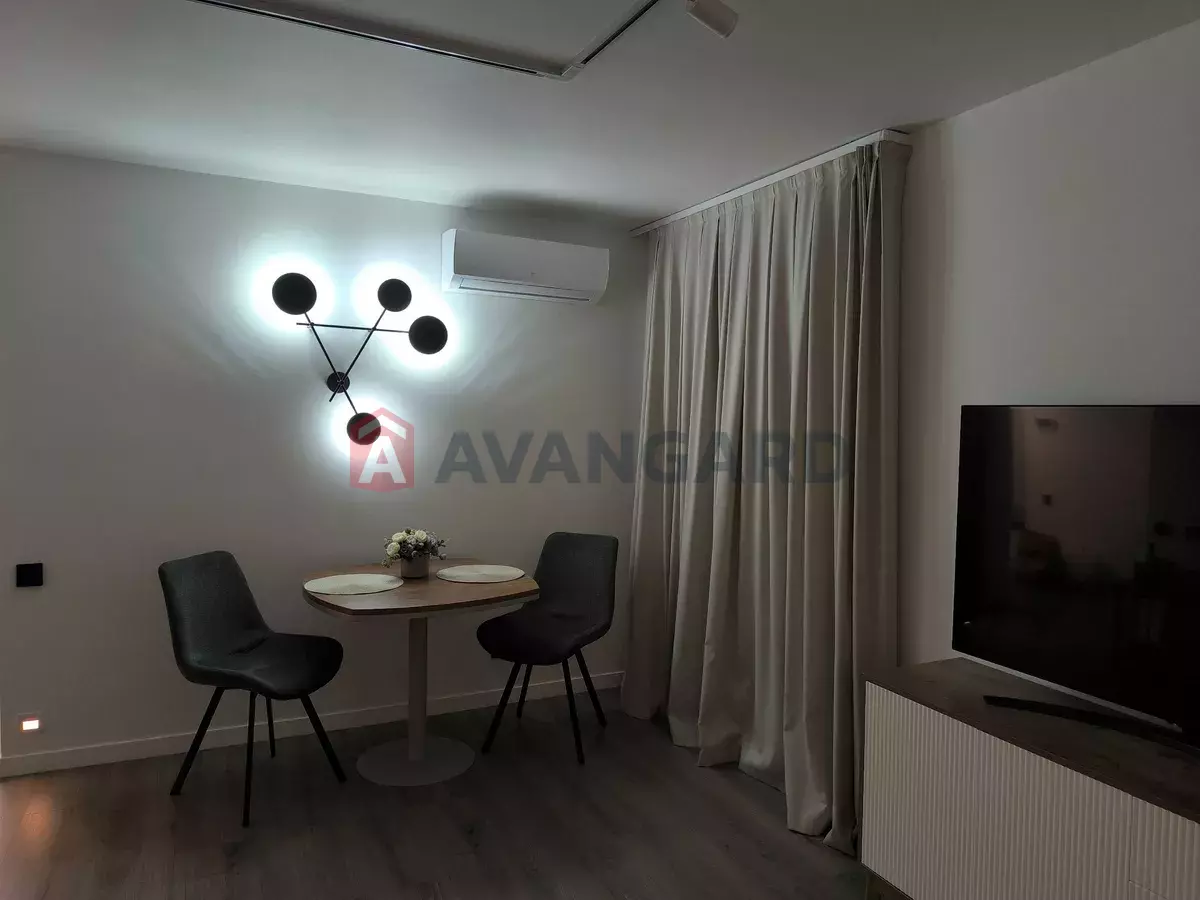 4 комн. квартира, 80/-/7 кв. м., 5/9 этаж фото 1 4 комн. квартира, 80/-/7 кв. м., 5/9 этаж фото 1