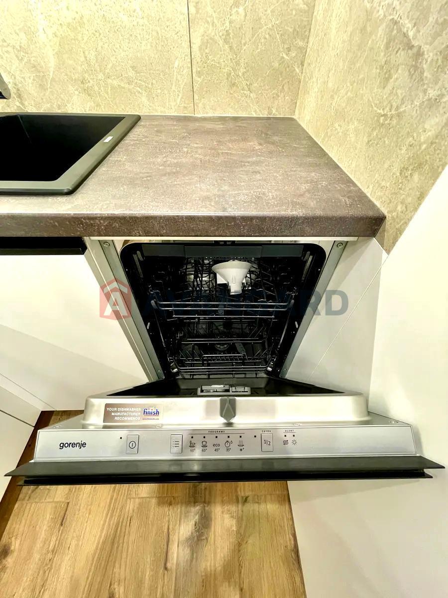 1 кім. квартира, 46 / 15 / 16 кв. м., 19/25 поверх фото 5 1 кім. квартира, 46 / 15 / 16 кв. м., 19/25 поверх фото 5