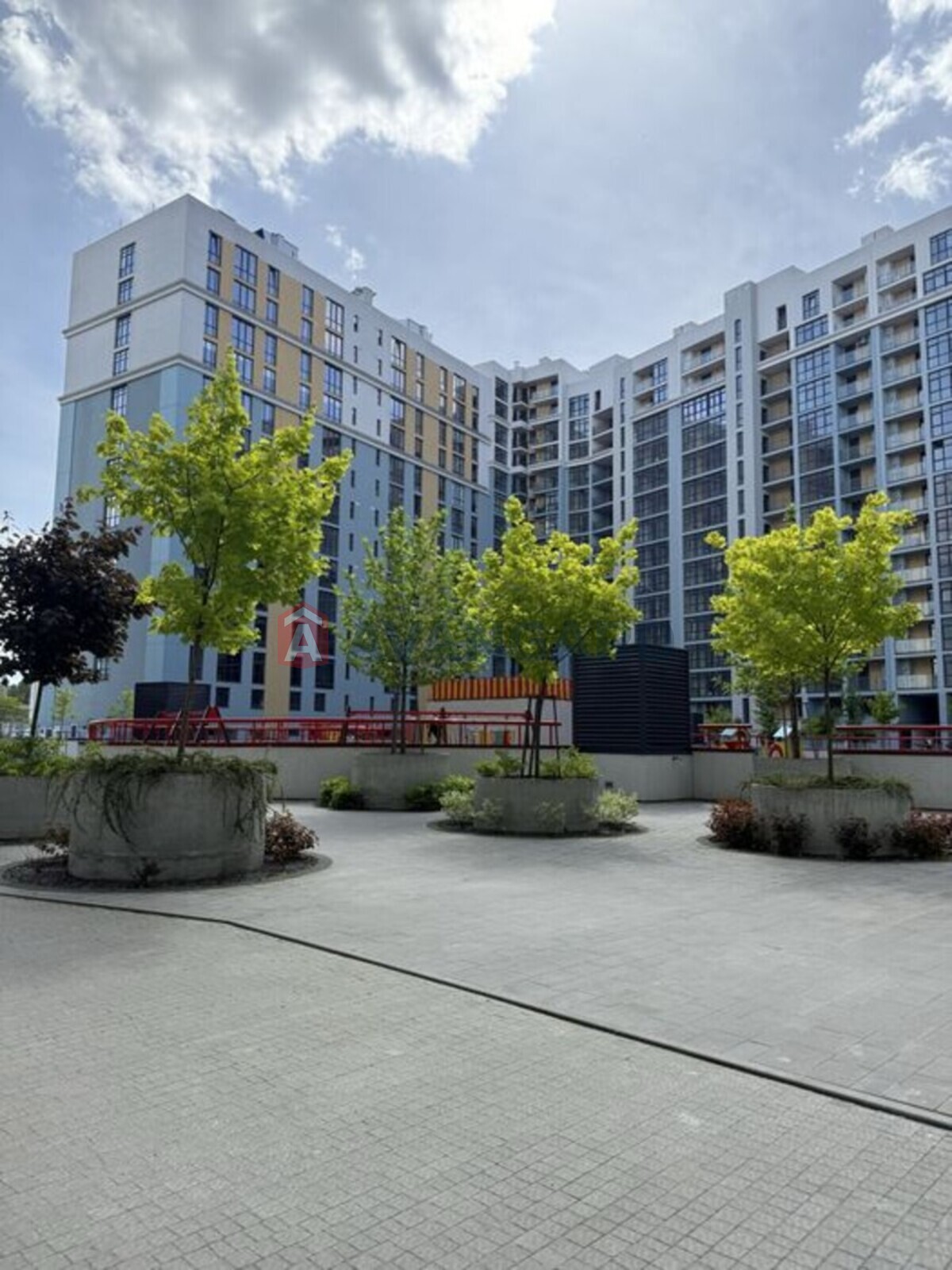 1 кім. квартира, 30/-/7 кв. м., 8/9 поверх фото 2 1 кім. квартира, 30/-/7 кв. м., 8/9 поверх фото 2