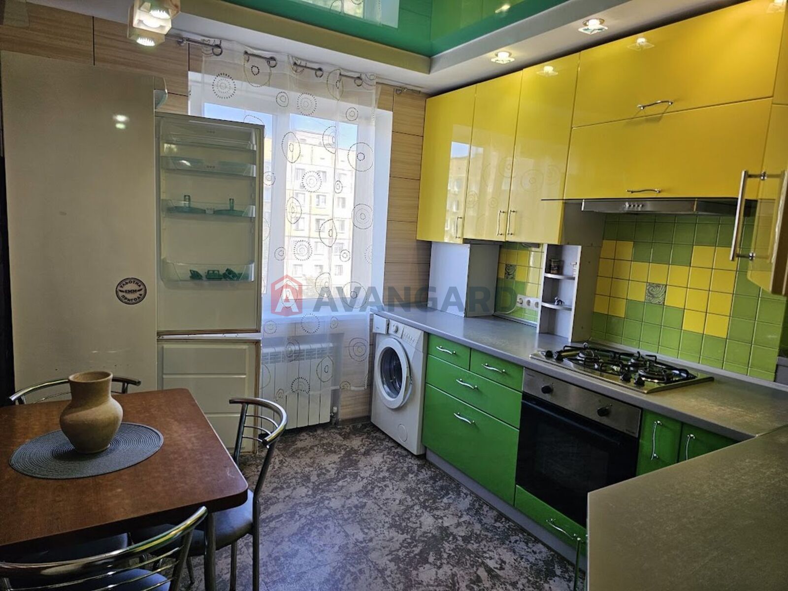 3 кім. квартира, 72/51/10 кв. м., 7/9 поверх фото 1 3 кім. квартира, 72/51/10 кв. м., 7/9 поверх фото 1