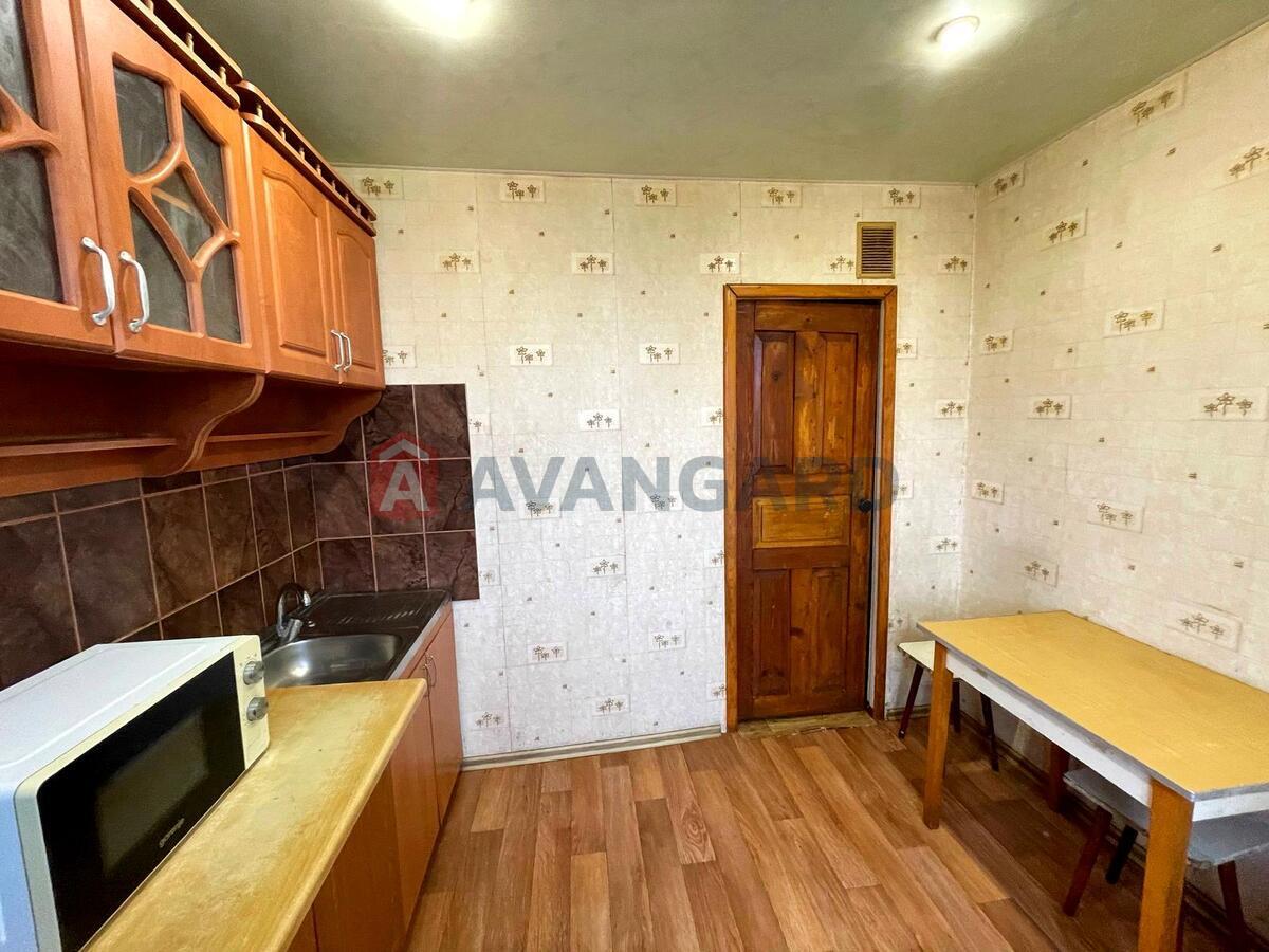 3 кім. квартира, 64 / 32 / 8 м? кв. м., 8/9 поверх фото 7 3 кім. квартира, 64 / 32 / 8 м? кв. м., 8/9 поверх фото 7