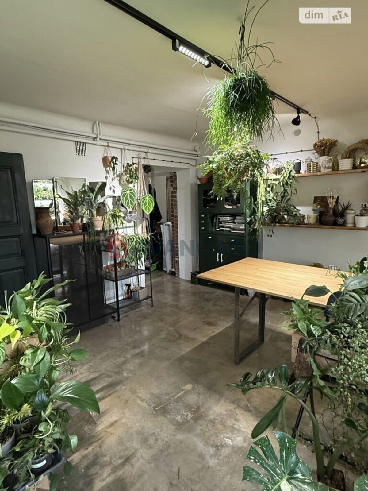 3 кім. квартира, 80/-/- кв. м., 1/2 поверх фото 1 3 кім. квартира, 80/-/- кв. м., 1/2 поверх фото 1