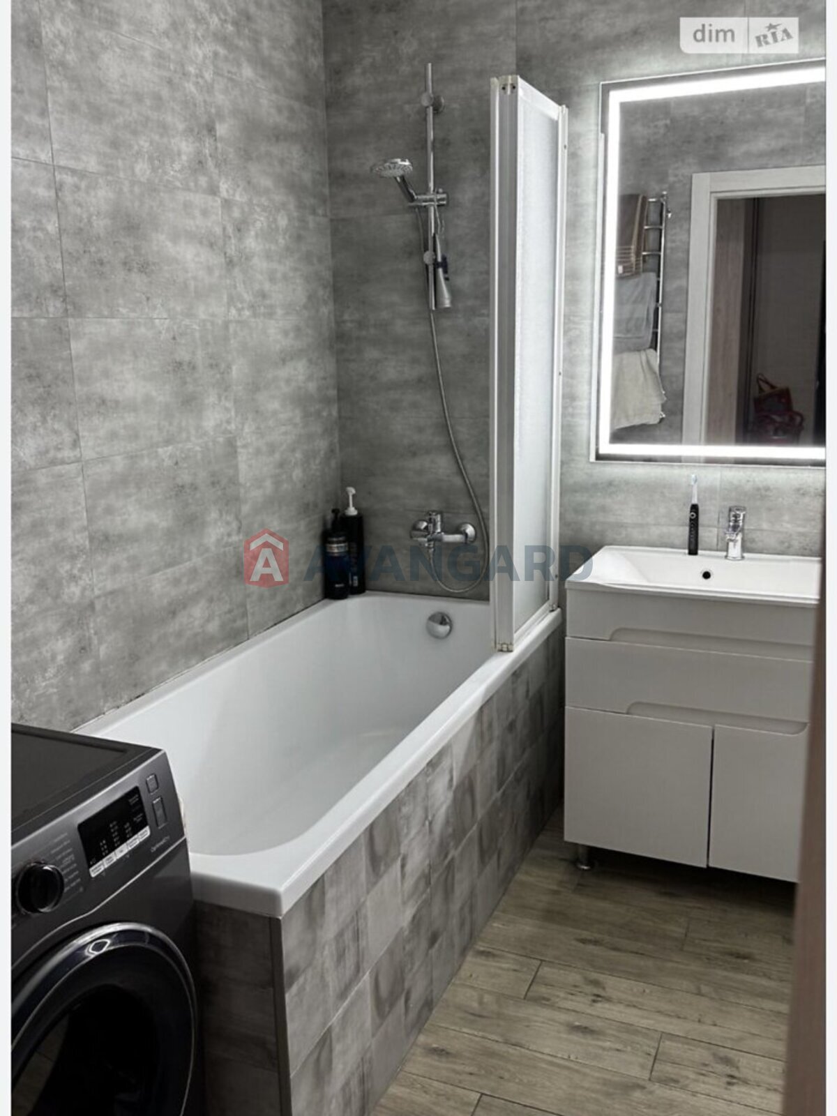 3 кім. квартира, 97/70/17 кв. м., 10/10 поверх фото 11 3 кім. квартира, 97/70/17 кв. м., 10/10 поверх фото 11