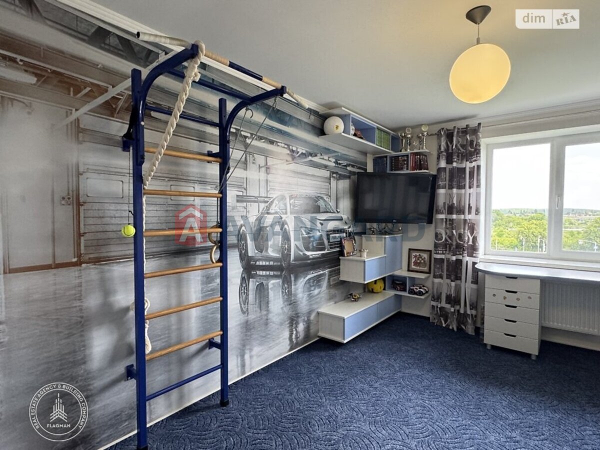 4 кім. квартира, 123/-/- кв. м., 4/5 поверх фото 23 4 кім. квартира, 123/-/- кв. м., 4/5 поверх фото 23