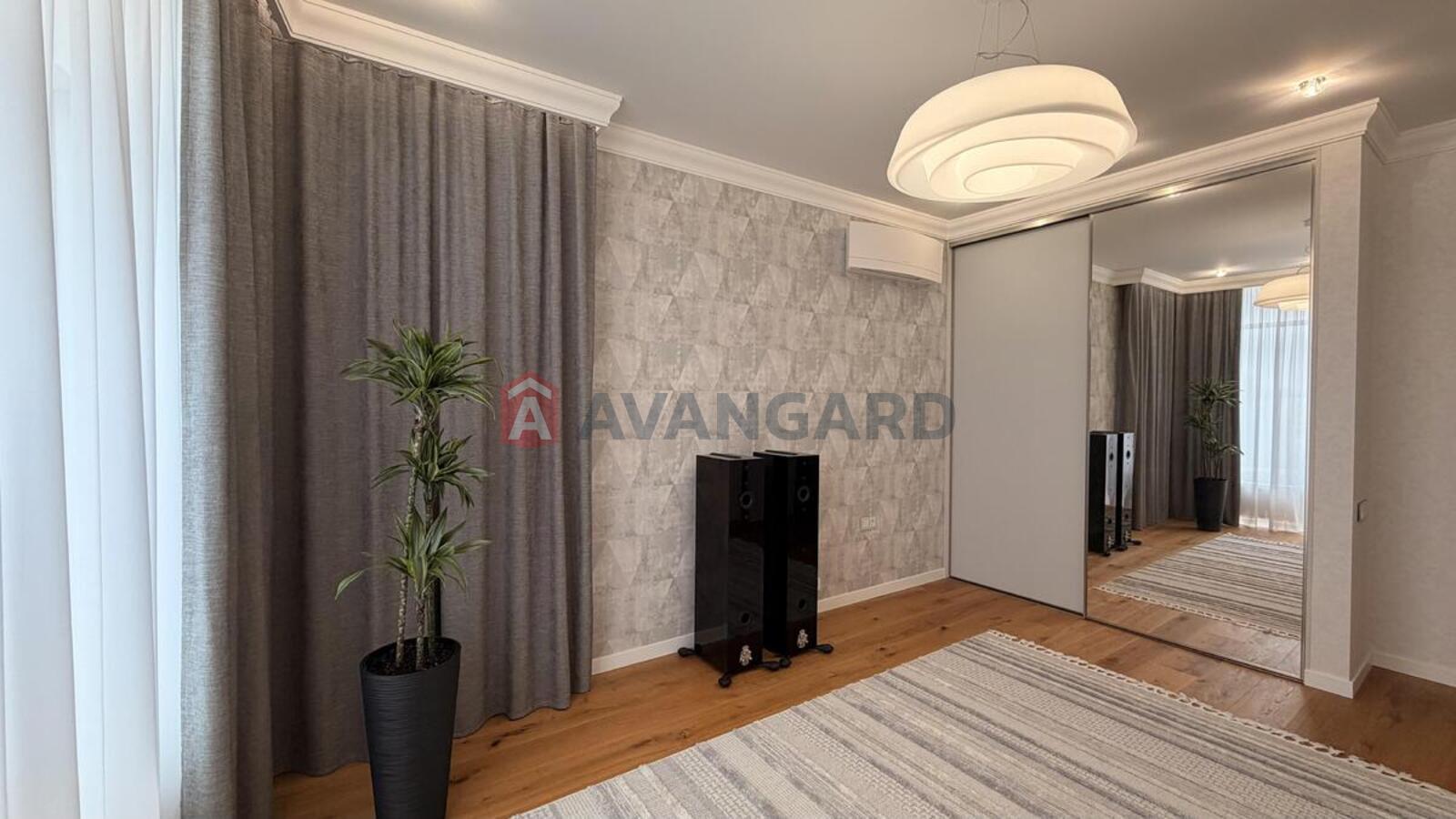 3 комн. квартира, 160/135/12 кв. м., 4/12 этаж фото 6 3 комн. квартира, 160/135/12 кв. м., 4/12 этаж фото 6