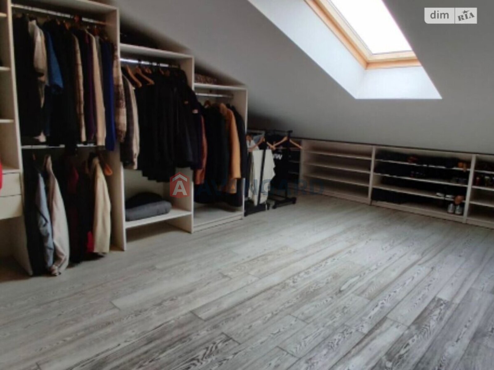 4 комн. квартира, 210/200/23 кв. м., 3/4 этаж фото 18 4 комн. квартира, 210/200/23 кв. м., 3/4 этаж фото 18