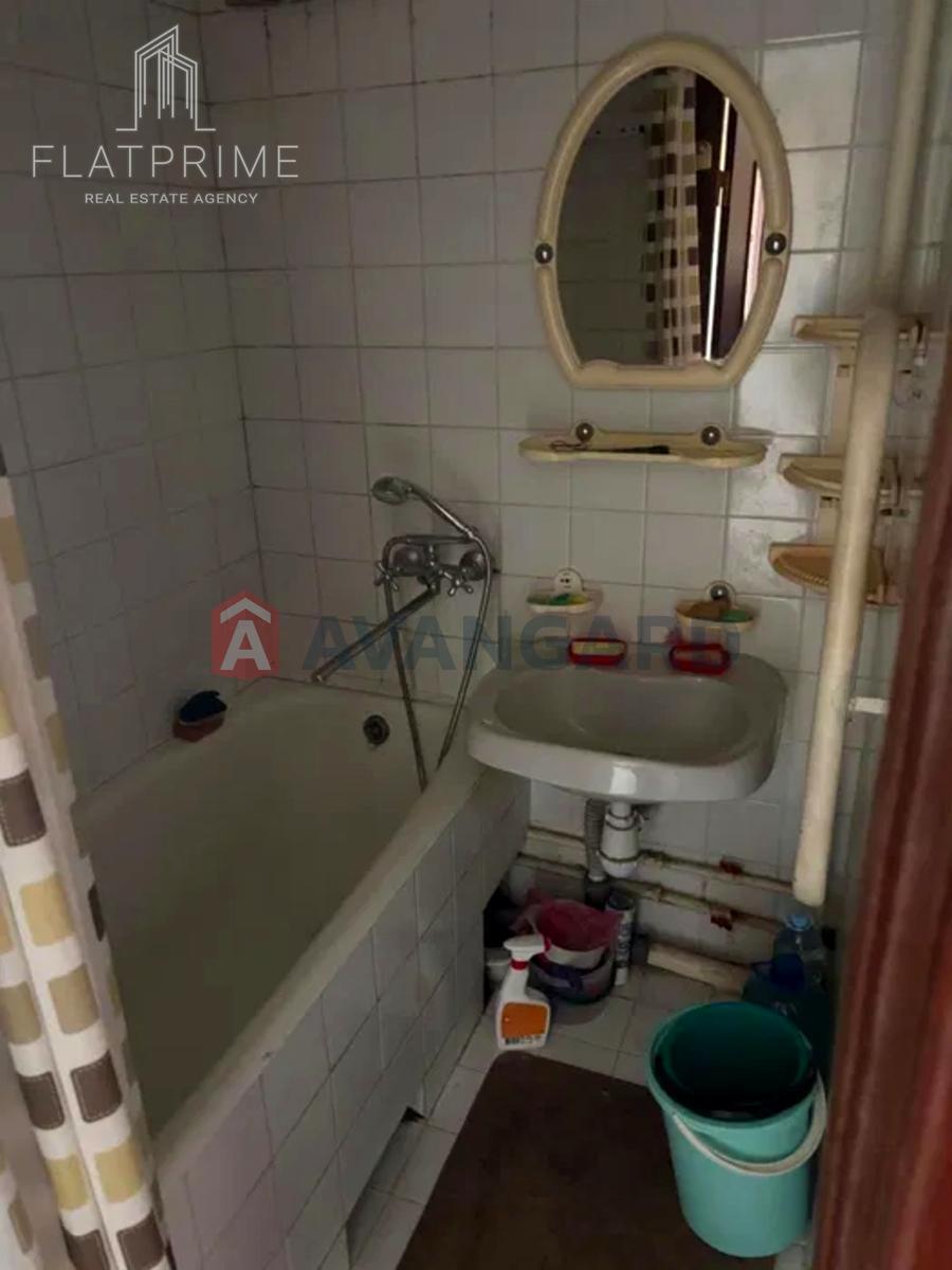 2 кім. квартира, 47 / 28 / 6 м? кв. м., 6/9 поверх фото 6 2 кім. квартира, 47 / 28 / 6 м? кв. м., 6/9 поверх фото 6