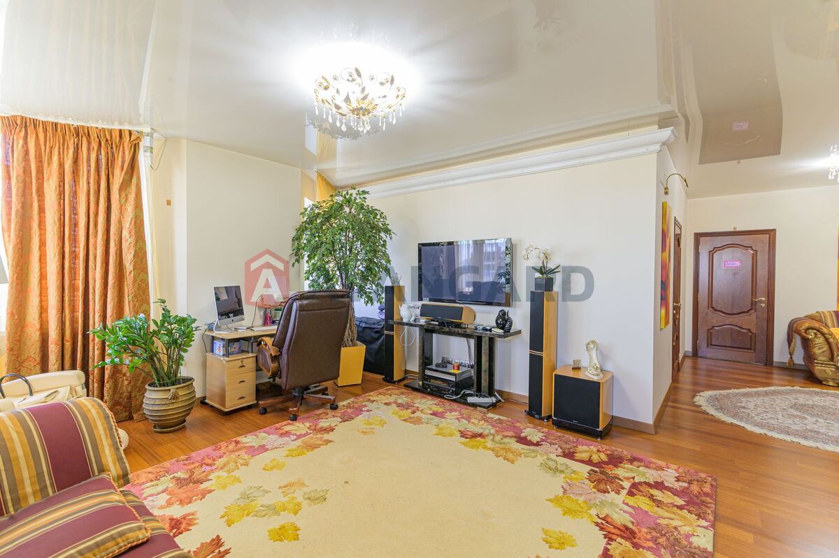 4 кім. квартира, 252.2 / 163.5 / 22.2 м? кв. м., 23/24 поверх фото 20 4 кім. квартира, 252.2 / 163.5 / 22.2 м? кв. м., 23/24 поверх фото 20