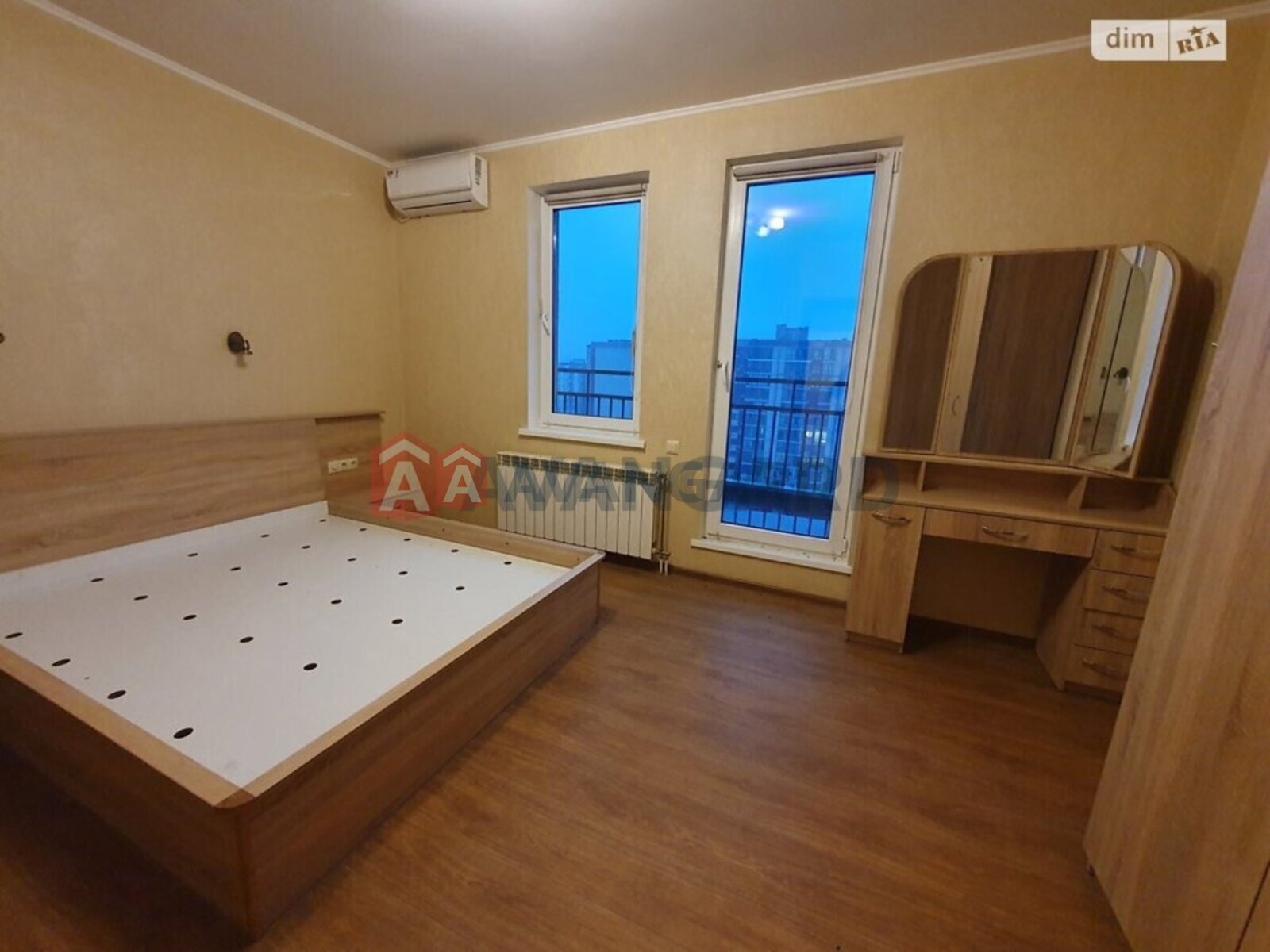 3 кім. квартира, 80/42/10 кв. м., 10/16 поверх фото 10 3 кім. квартира, 80/42/10 кв. м., 10/16 поверх фото 10