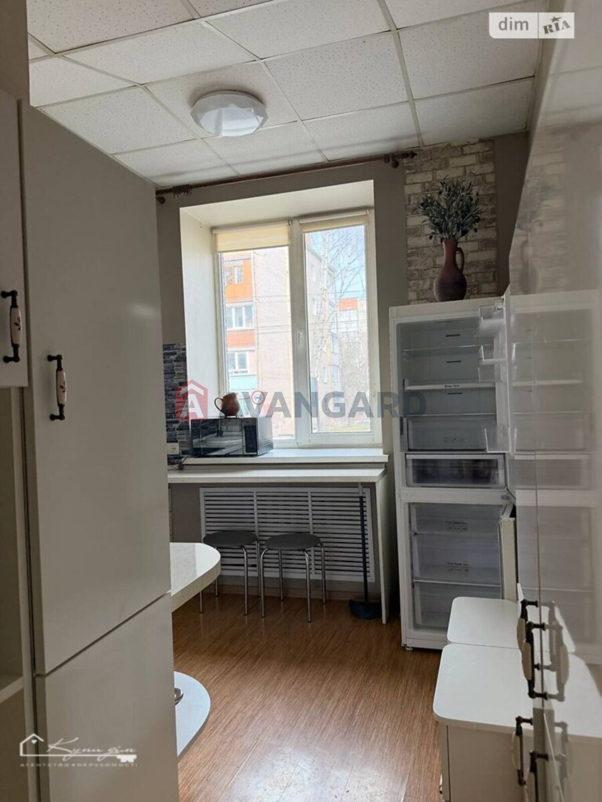2 комн. квартира, 61/48/7 кв. м., 1/3 этаж фото 10 2 комн. квартира, 61/48/7 кв. м., 1/3 этаж фото 10