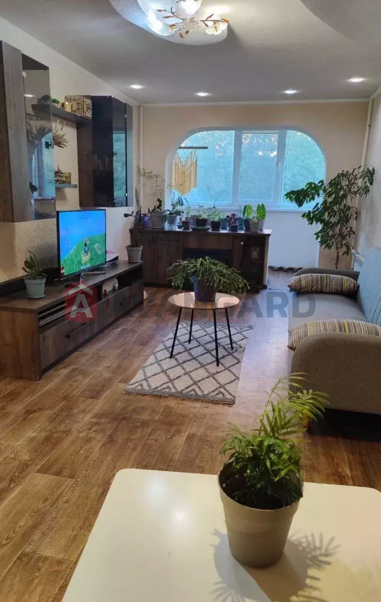 3 кім. квартира, 79/-/9 кв. м., 6/14 поверх фото 11 3 кім. квартира, 79/-/9 кв. м., 6/14 поверх фото 11