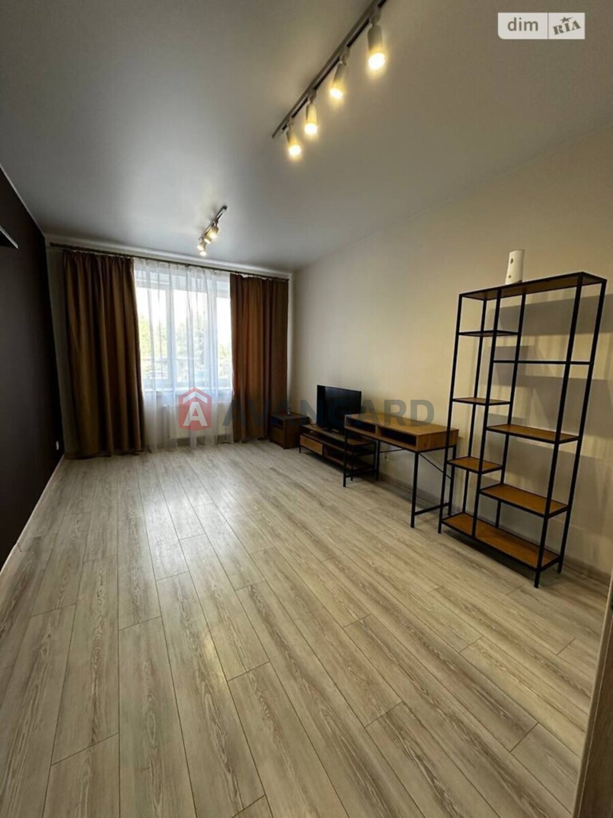 1 комн. квартира, 44/15/- кв. м., 1/8 этаж фото 3 1 комн. квартира, 44/15/- кв. м., 1/8 этаж фото 3