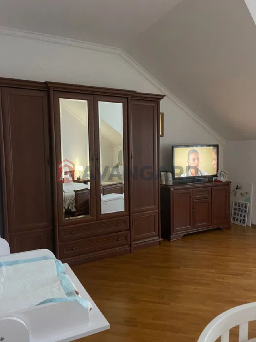 4 комн. квартира, 133/-/12 кв. м., 6/6 этаж фото 11 4 комн. квартира, 133/-/12 кв. м., 6/6 этаж фото 11