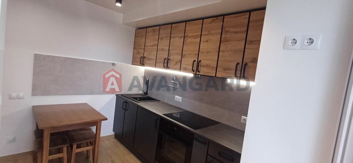 2 комн. квартира, 42/-/8 кв. м., 1/10 этаж фото 1 2 комн. квартира, 42/-/8 кв. м., 1/10 этаж фото 1