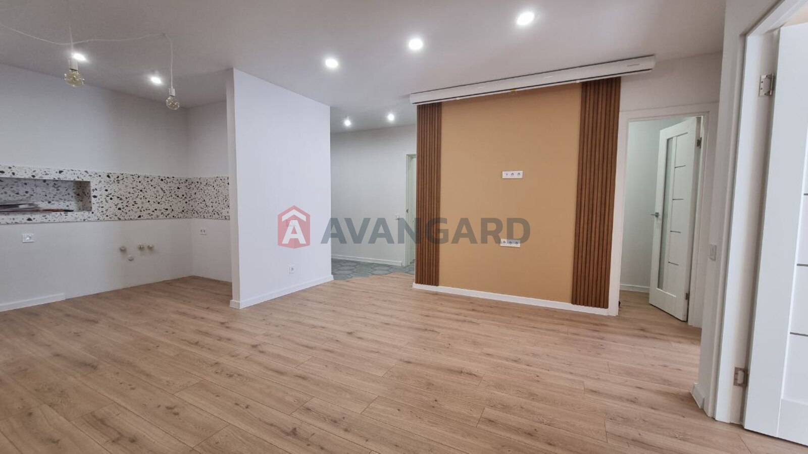 3 кім. квартира, 72/32/24 кв. м., 4/5 поверх фото 2 3 кім. квартира, 72/32/24 кв. м., 4/5 поверх фото 2