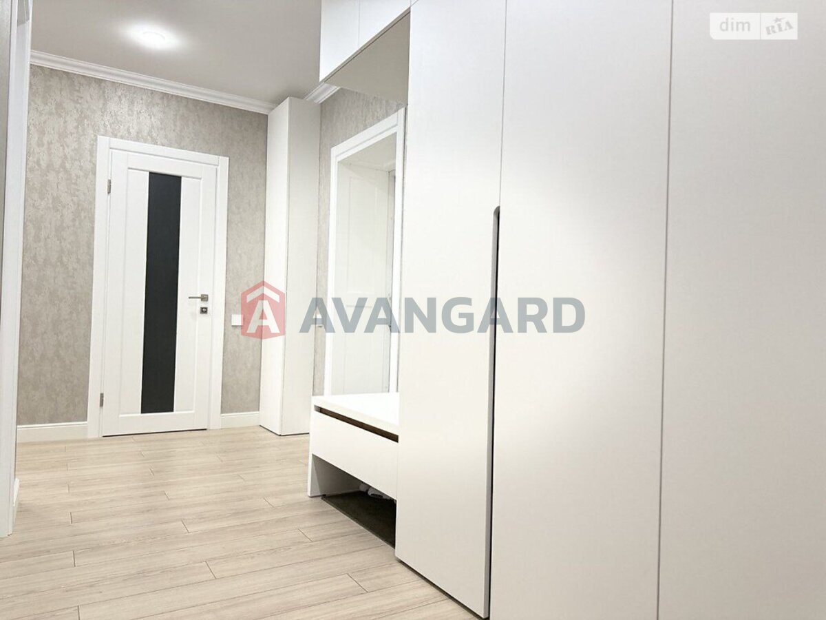 2 кім. квартира, 69/-/18 кв. м., 1/9 поверх фото 2 2 кім. квартира, 69/-/18 кв. м., 1/9 поверх фото 2