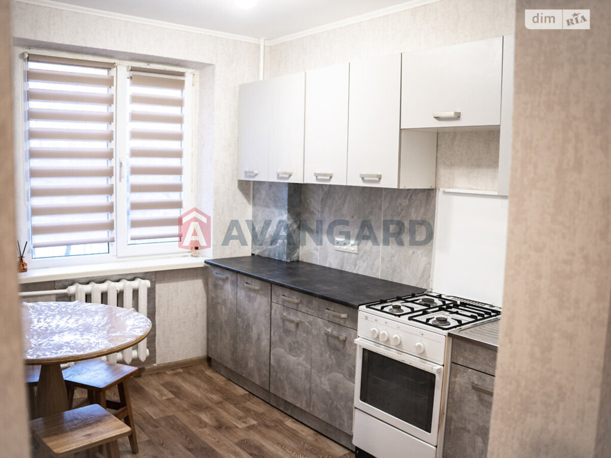 3 комн. квартира, 64/38/8 кв. м., 2/9 этаж фото 1 3 комн. квартира, 64/38/8 кв. м., 2/9 этаж фото 1