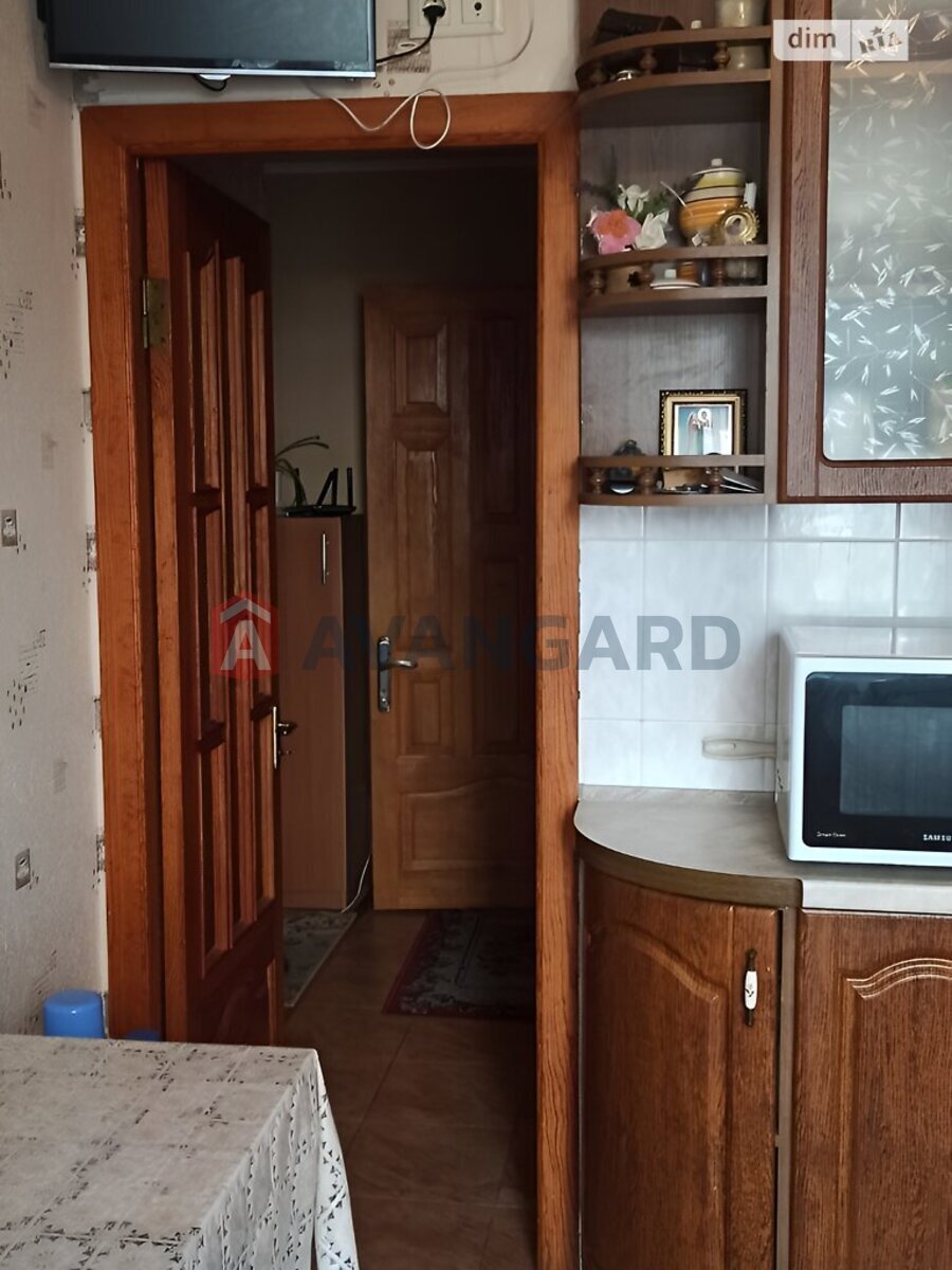 3 кім. квартира, 75/42/7 кв. м., 1/9 поверх фото 7 3 кім. квартира, 75/42/7 кв. м., 1/9 поверх фото 7