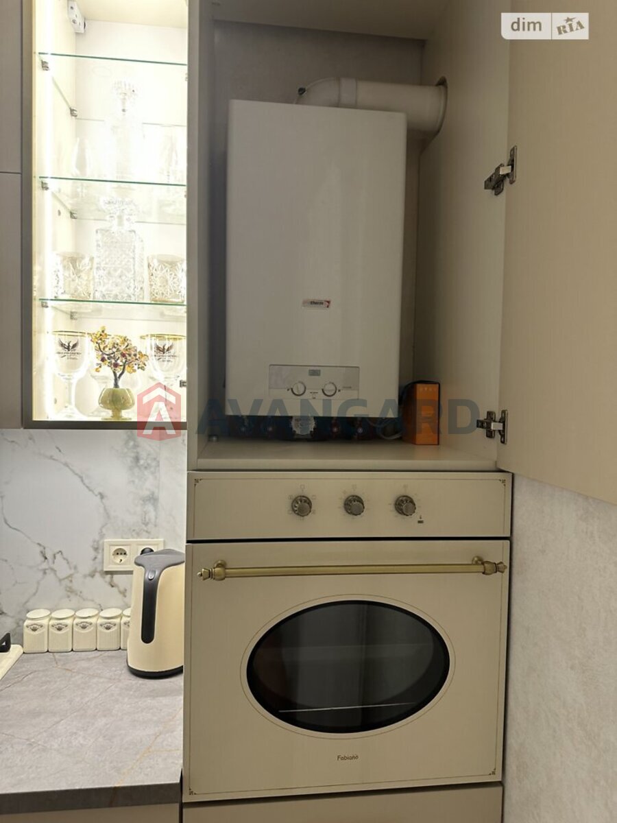 3 кім. квартира, 80/60/17 кв. м., 3/3 поверх фото 22 3 кім. квартира, 80/60/17 кв. м., 3/3 поверх фото 22