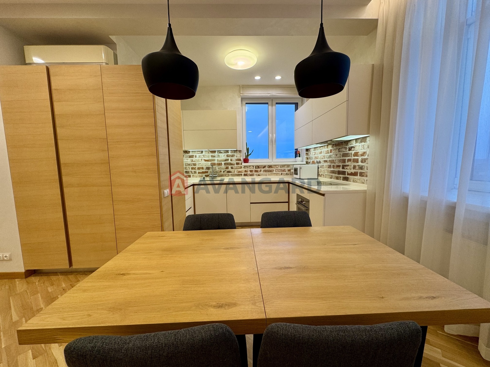 3 кім. квартира, 106/80/15 кв. м., 13/17 поверх фото 3 3 кім. квартира, 106/80/15 кв. м., 13/17 поверх фото 3