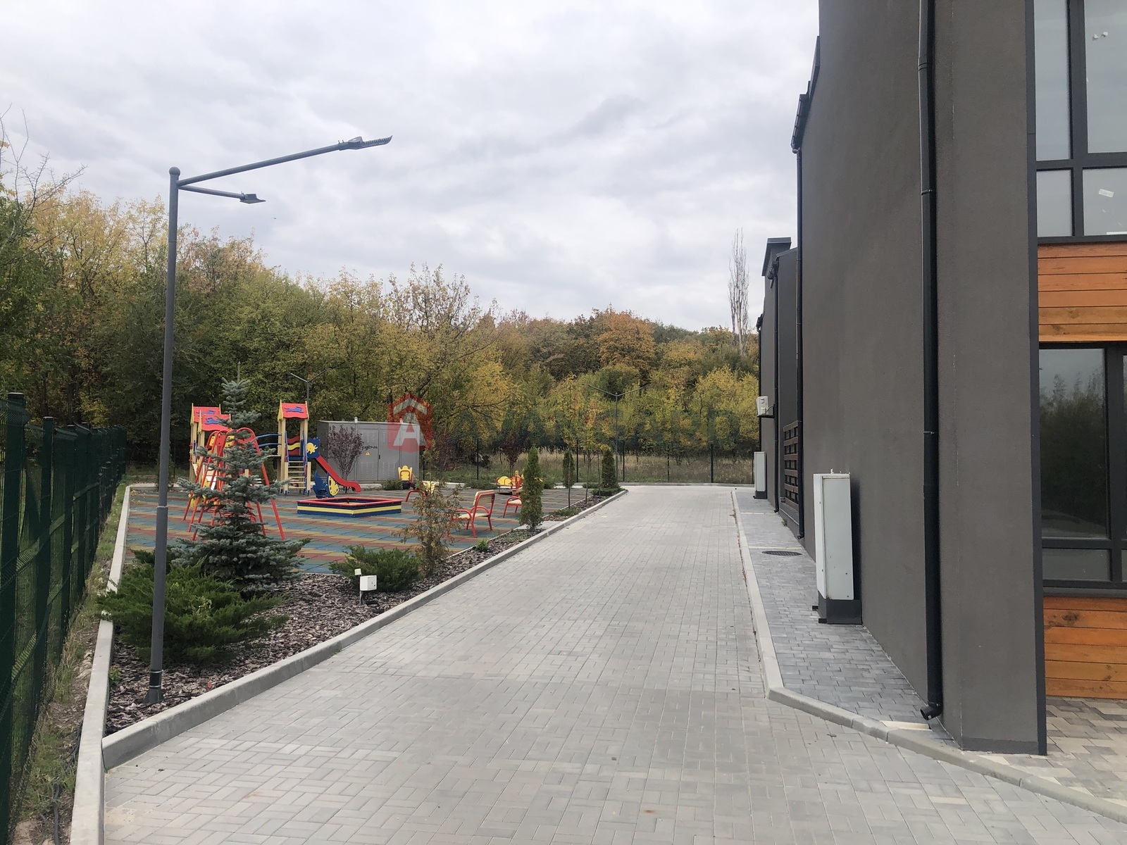 4 комн. квартира, 122,4/-/20 кв. м., 1/2 этаж фото 3 4 комн. квартира, 122,4/-/20 кв. м., 1/2 этаж фото 3