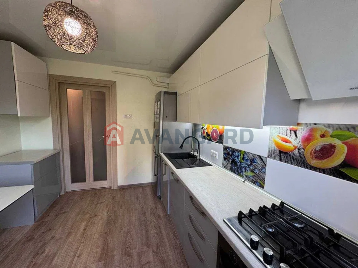 3 кім. квартира, 67/-/9,6 кв. м., 1/9 поверх фото 3 3 кім. квартира, 67/-/9,6 кв. м., 1/9 поверх фото 3