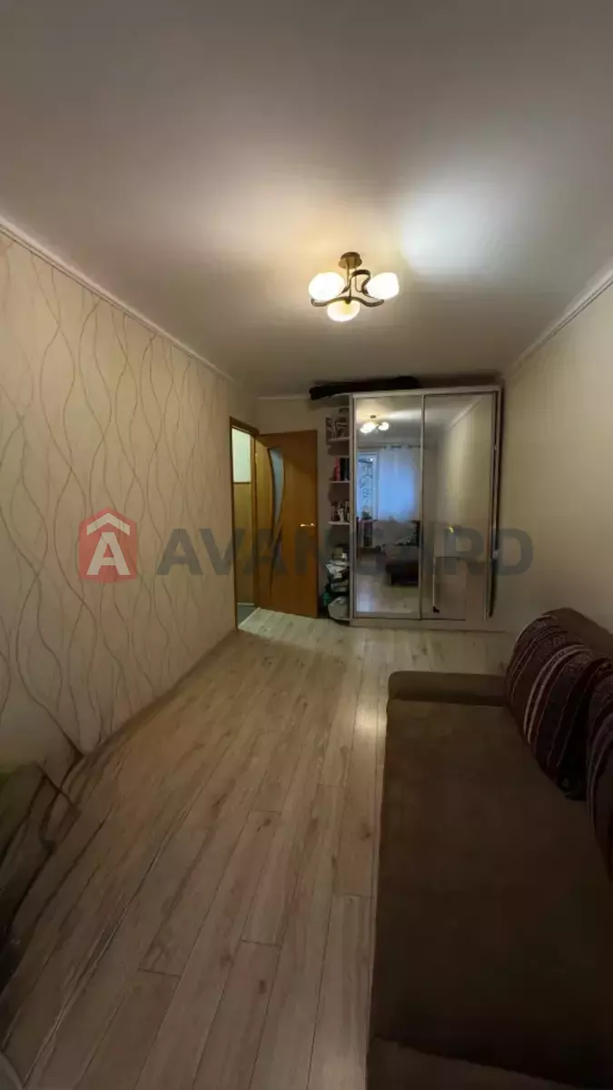 3 кім. квартира, 63/42/6 кв. м., 2/5 поверх фото 4 3 кім. квартира, 63/42/6 кв. м., 2/5 поверх фото 4