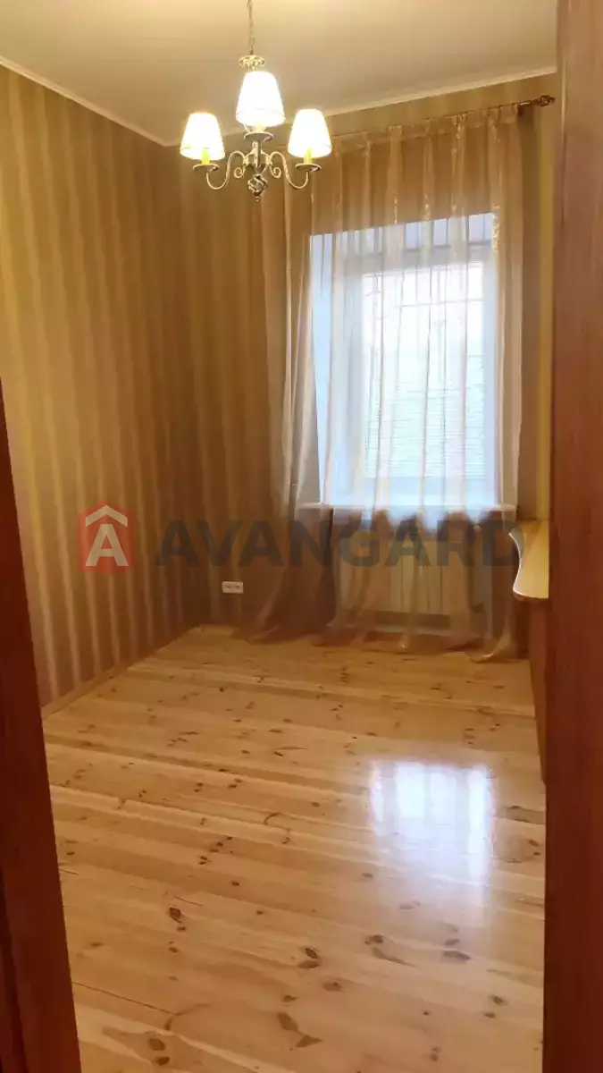 3 кім. квартира, 68/42/13 кв. м., 1/3 поверх фото 4 3 кім. квартира, 68/42/13 кв. м., 1/3 поверх фото 4