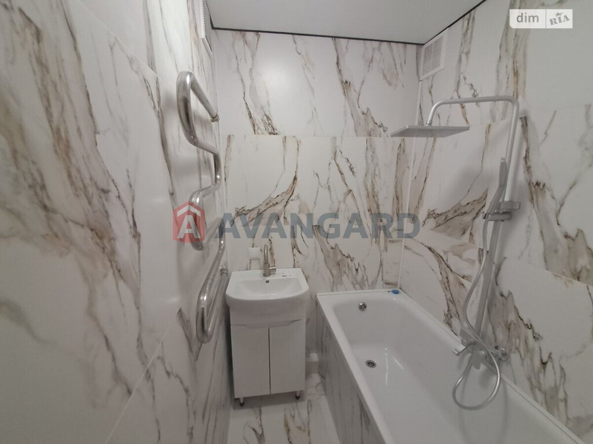 3 комн. квартира, 64/40/- кв. м., 1/5 этаж фото 1 3 комн. квартира, 64/40/- кв. м., 1/5 этаж фото 1