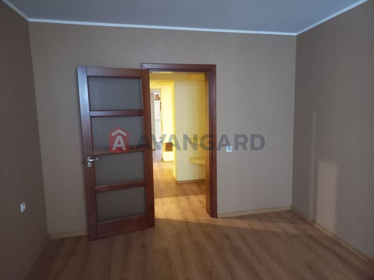 3 комн. квартира, 99/42/34 кв. м., 8/9 этаж фото 6 3 комн. квартира, 99/42/34 кв. м., 8/9 этаж фото 6