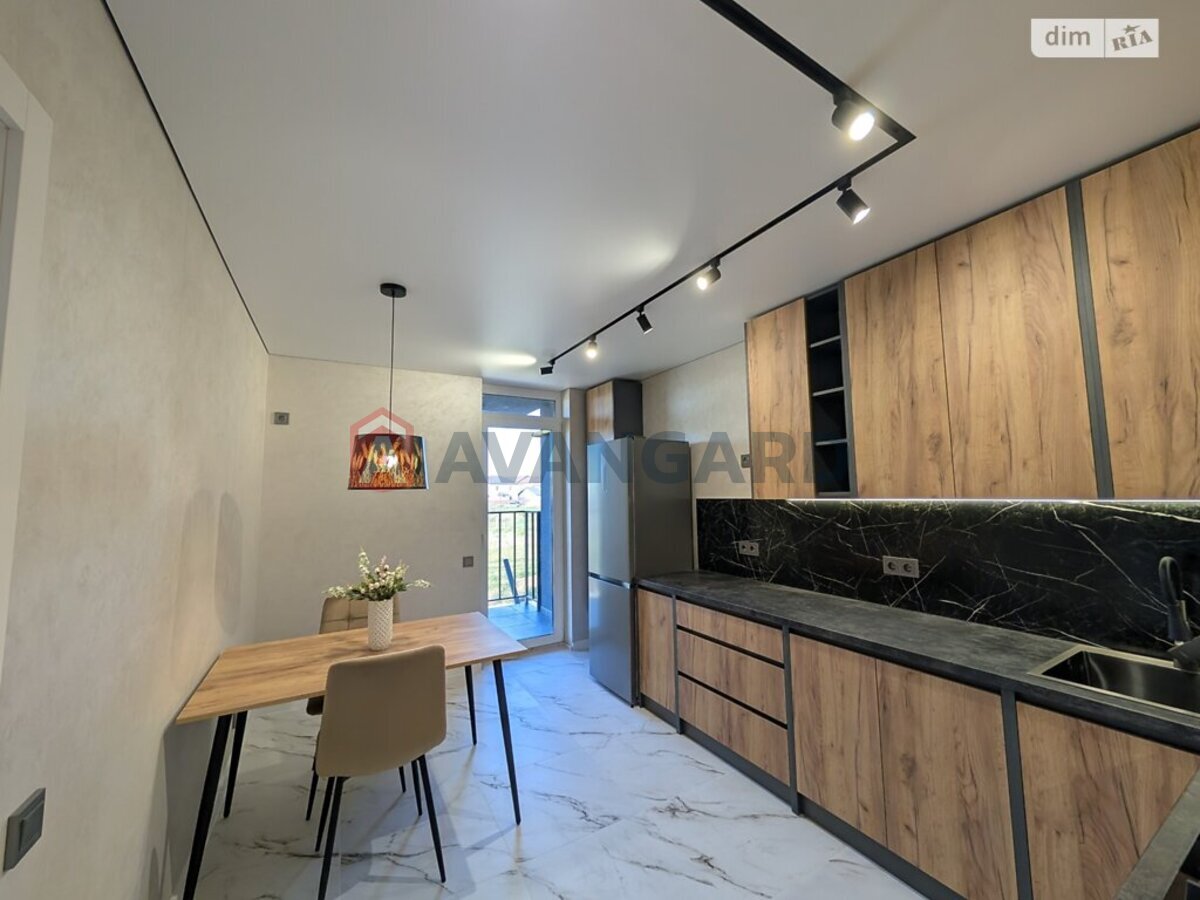 2 кім. квартира, 67/33/12 кв. м., 2/9 поверх фото 2 2 кім. квартира, 67/33/12 кв. м., 2/9 поверх фото 2