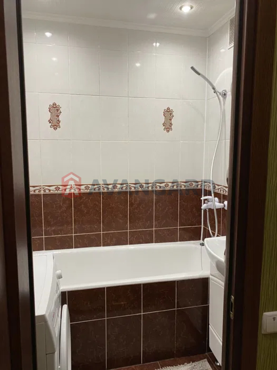 1 кім. квартира, 40/-/8 кв. м., 4/9 поверх фото 6 1 кім. квартира, 40/-/8 кв. м., 4/9 поверх фото 6