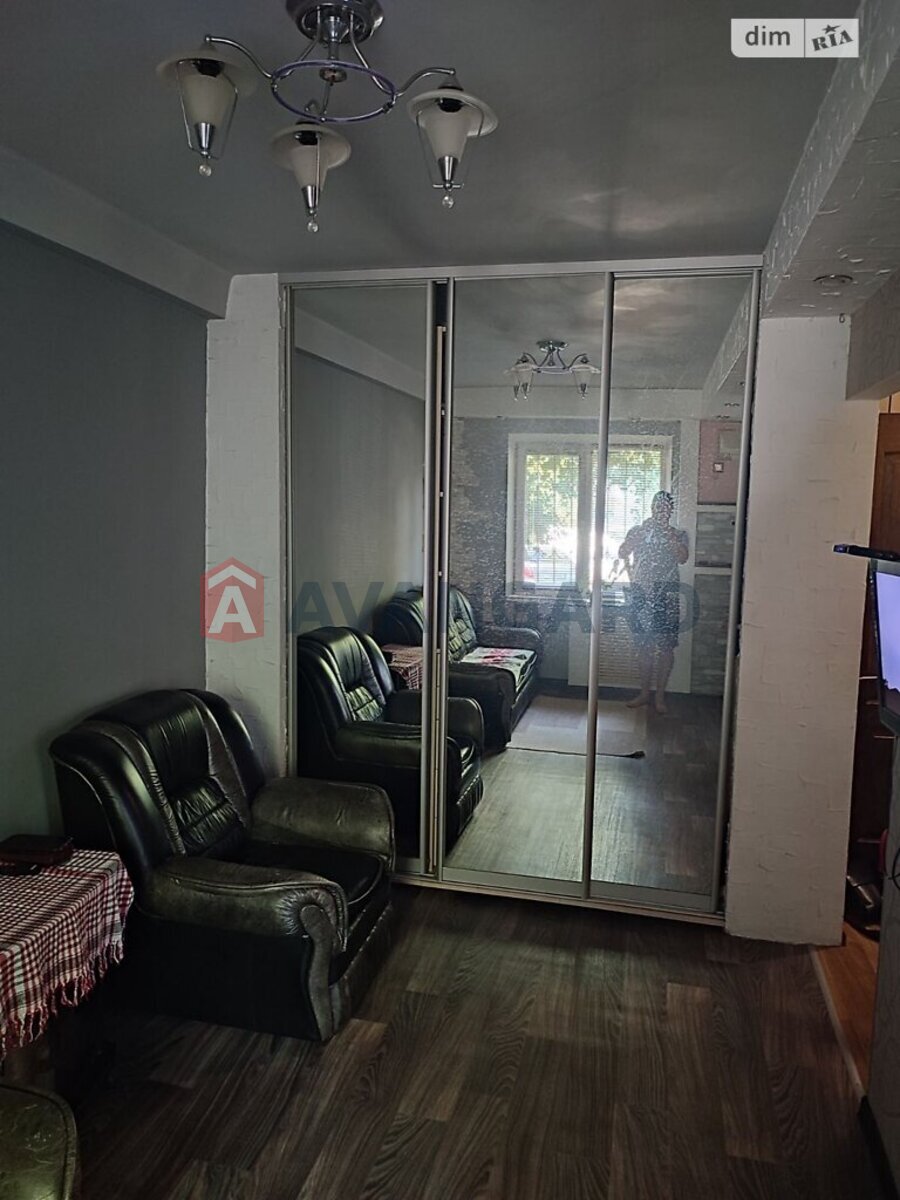 3 комн. квартира, 56/-/6 кв. м., 1/5 этаж фото 2 3 комн. квартира, 56/-/6 кв. м., 1/5 этаж фото 2