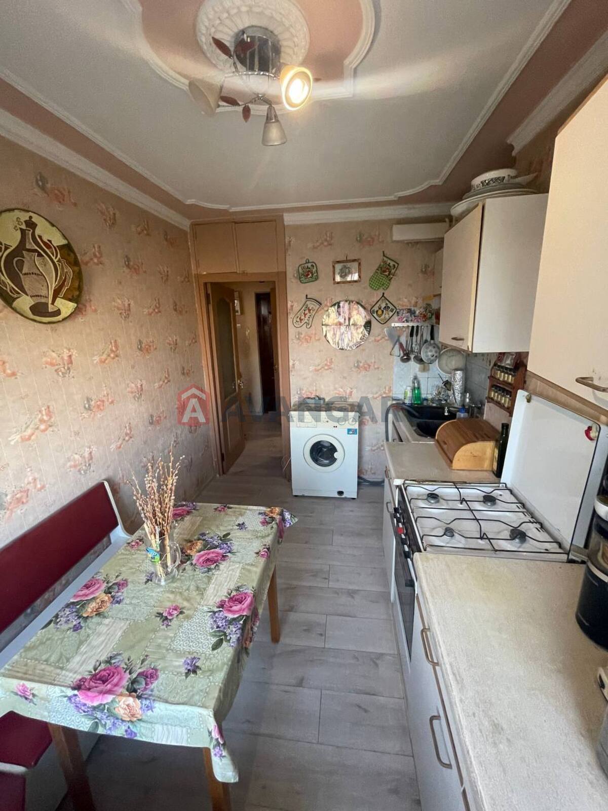 3 кім. квартира, 63/-/7 кв. м., 8/9 поверх фото 2 3 кім. квартира, 63/-/7 кв. м., 8/9 поверх фото 2