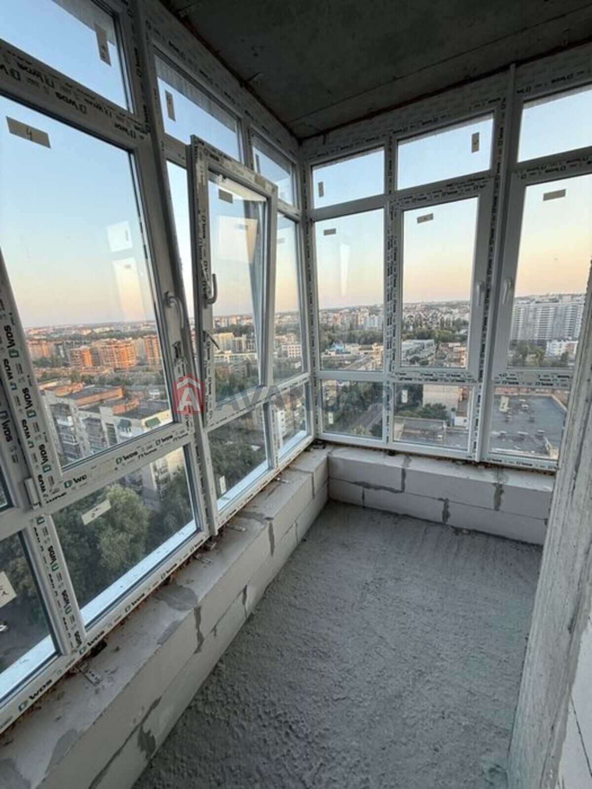 2 кім. квартира, 78/-/18 кв. м., 15/16 поверх фото 4 2 кім. квартира, 78/-/18 кв. м., 15/16 поверх фото 4