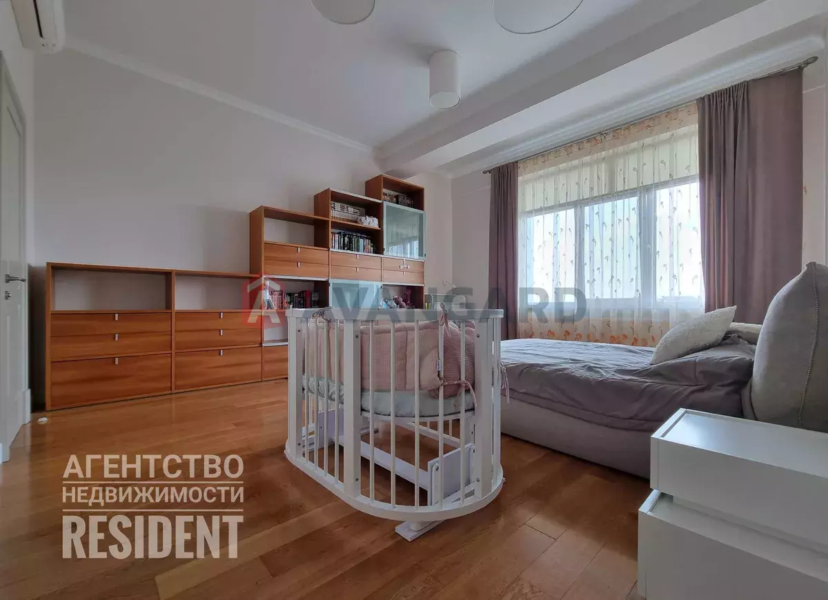 3 кім. квартира, 130/-/30 кв. м., 12/14 поверх фото 6 3 кім. квартира, 130/-/30 кв. м., 12/14 поверх фото 6