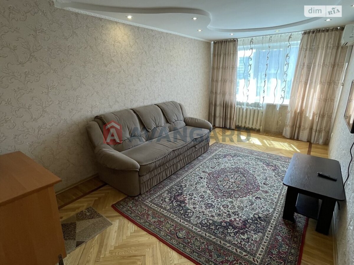 3 кім. квартира, 64/-/9 кв. м., 6/9 поверх фото 1 3 кім. квартира, 64/-/9 кв. м., 6/9 поверх фото 1