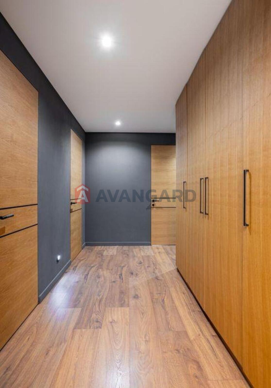 4 кім. квартира, 152/-/67 кв. м., 6/6 поверх фото 4 4 кім. квартира, 152/-/67 кв. м., 6/6 поверх фото 4